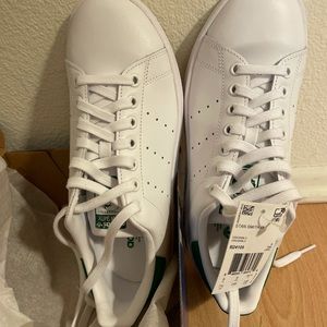 Adidas Stan Smith classic original white tennis shoe